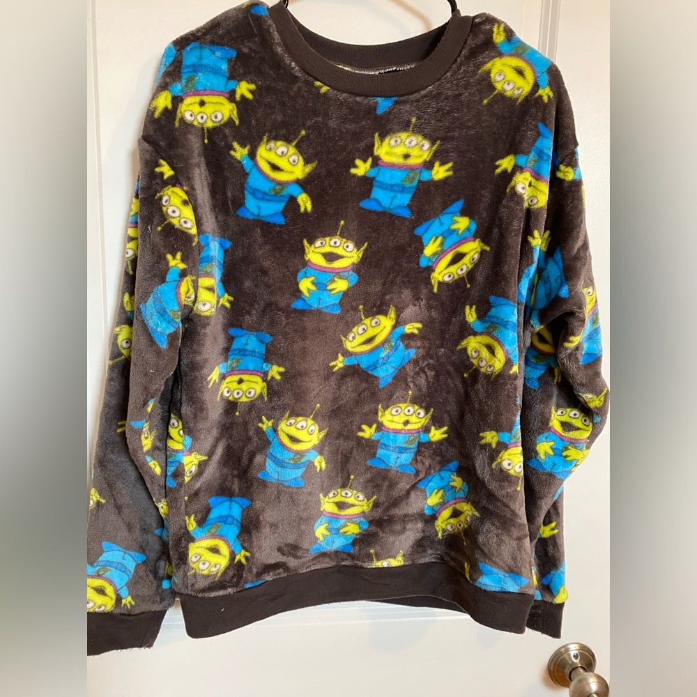 Disney Pixar Green Alien Fluffy Sweater SZ M